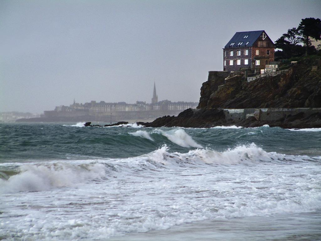 Hotelf1 Saint Malo Dinard La Richardais Exterior photo